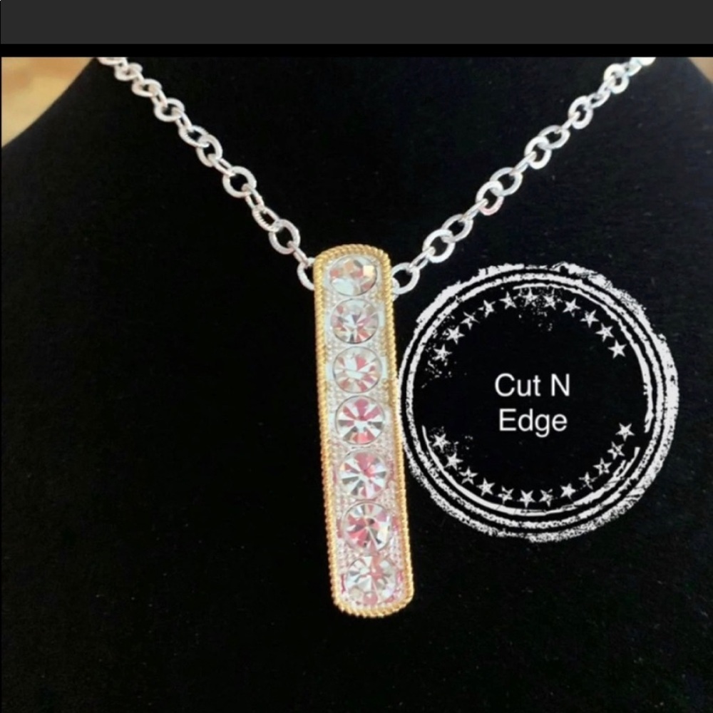 Montana Silversmith. Gold Bar Necklace